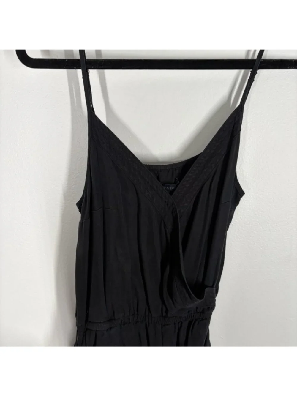 Abercrombie & Fitch Wmn S Black Sleeveless Tie Waist Surplice Utility Romper NWT